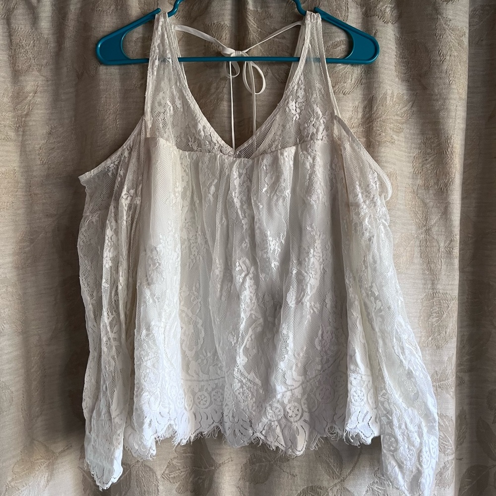 Abercrombie & Fitch, XS, white lace cold shoulder long sleeve top